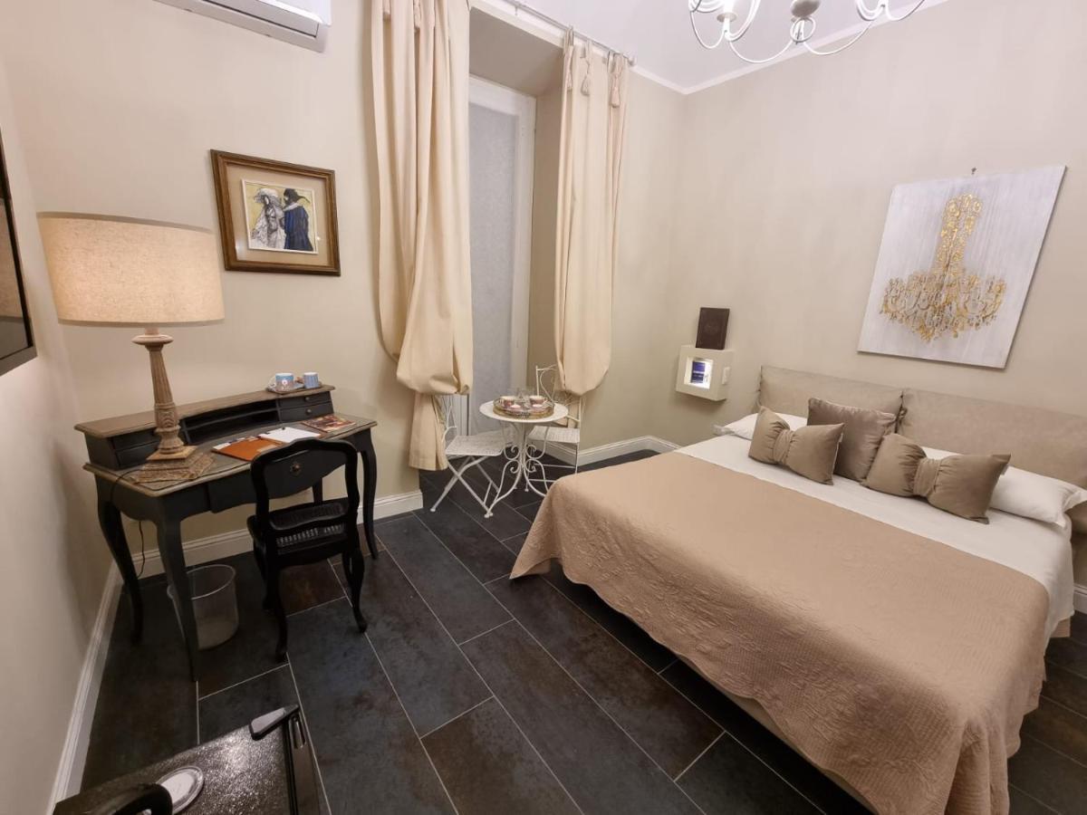 Ex Voto Guest House Napoli Esterno foto